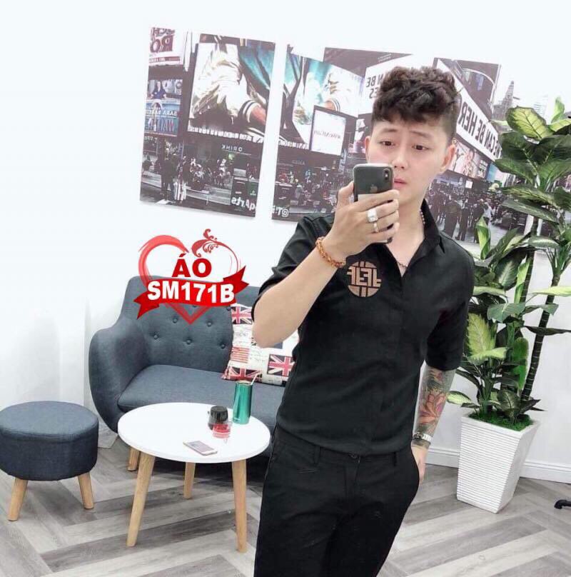 Áo sơ mi nam in logo ngực cá tính
