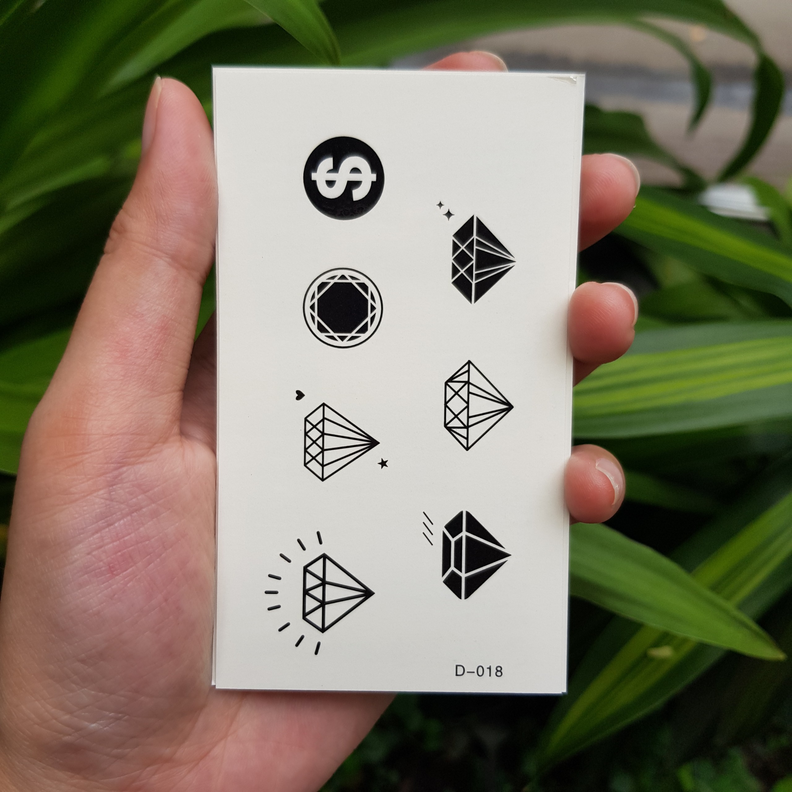 Hình dán ký hiệu nhỏ kim cương d18