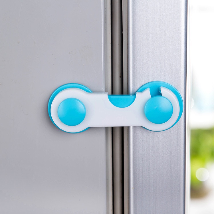 [HCM]Khóa gài cửa tủ lạnh - Dụng cụ gài cửa đa năng giúp giữ chặt các loại cửa trong nhà bạn như cửa phòng tủ lạnh cửa kính - Khóa gài an toàn tủ lạnh ngăn kéo cửa tủ [GIÁ VỐN] 3 đánh giá