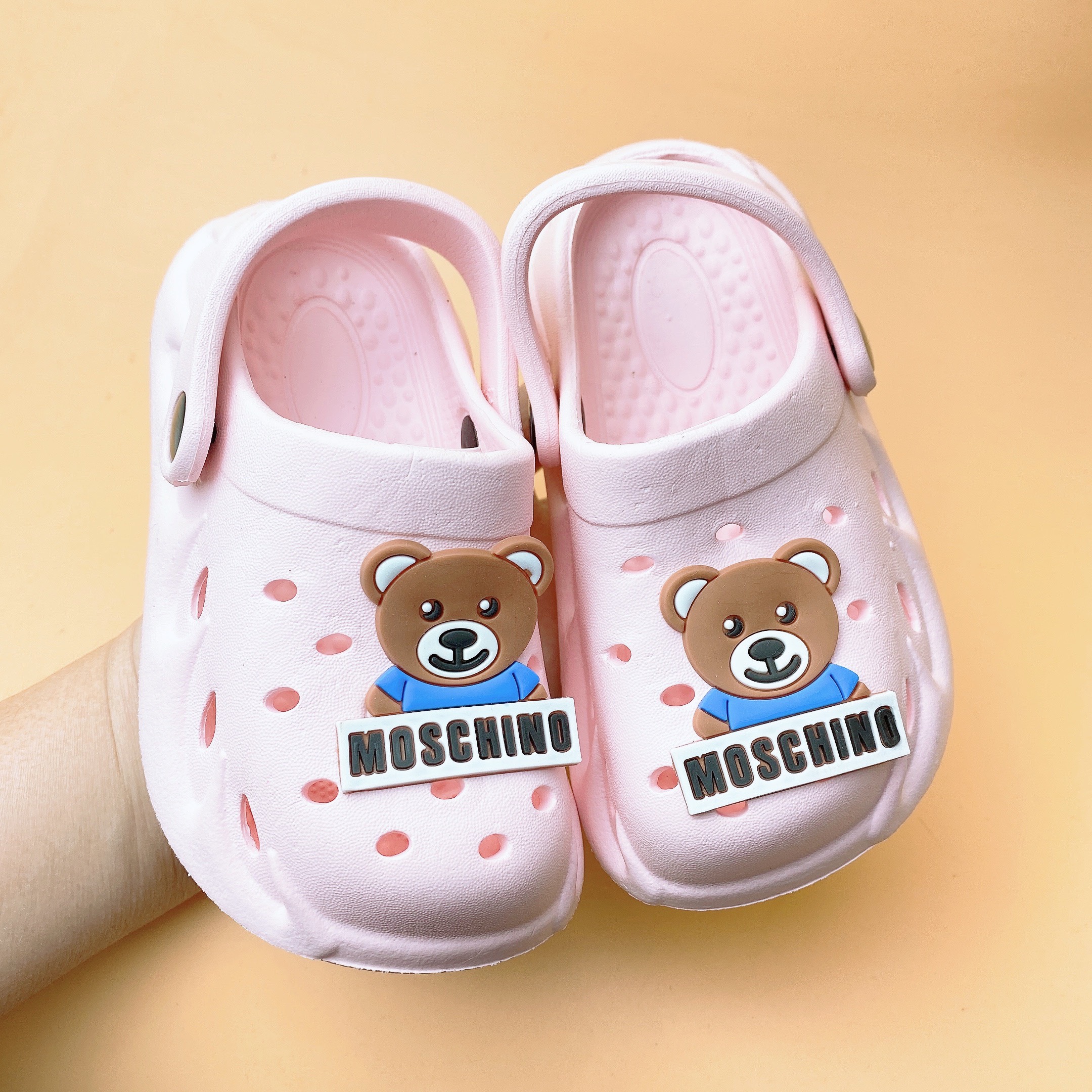 Dép Sục Kín Mũi Trẻ Em Bé Trai Bé Gái QA Shoes Đế Nhẹ Chống Trơn Thoáng Khí