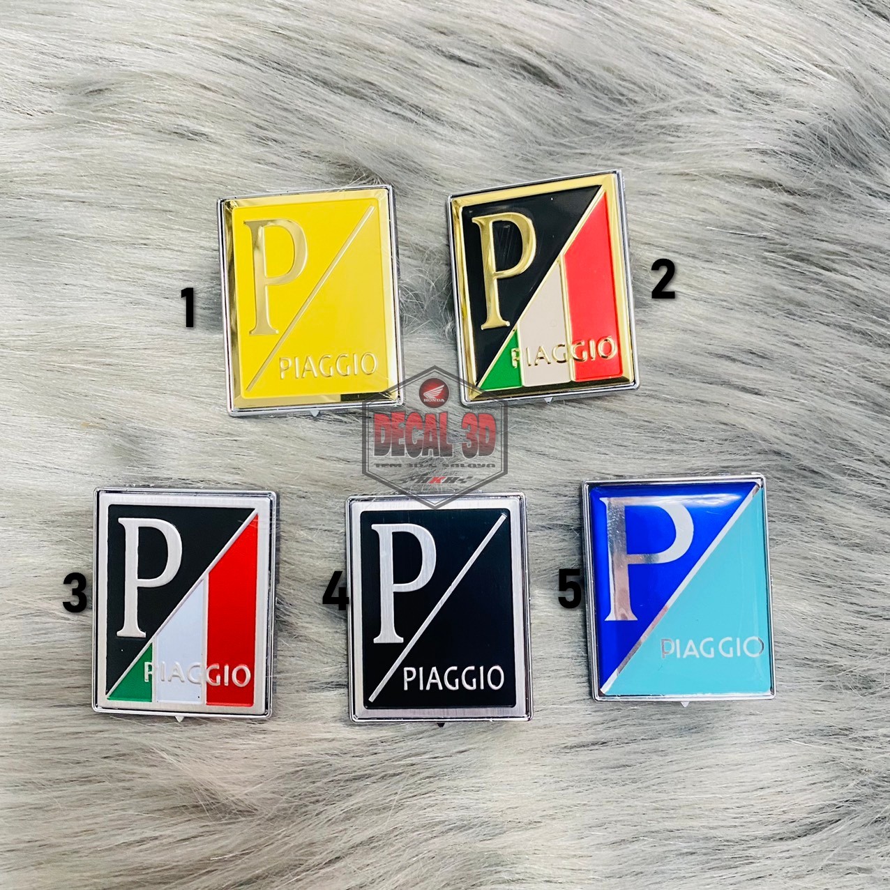 Logo vespa dan mặt nạ đầy cá tính đủ màu lên xe cực đẹp