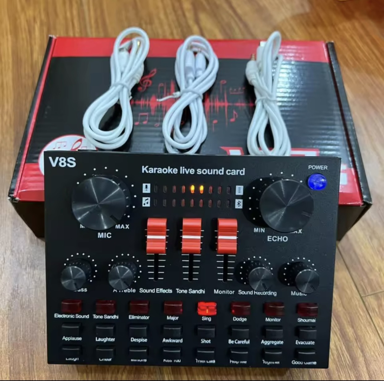 Sound card thu âm V8s kèm đầy đủ dây kết nối BH 1 năm
