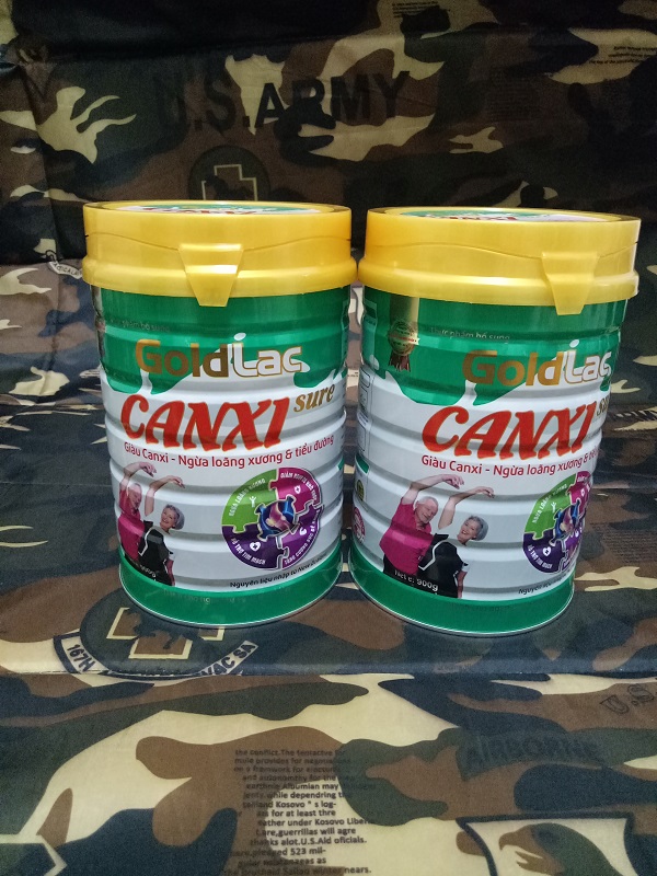 Sữa bột Goldlac canxi cho người già, ngừa loãng xương và tiểu đường - Lon 900g