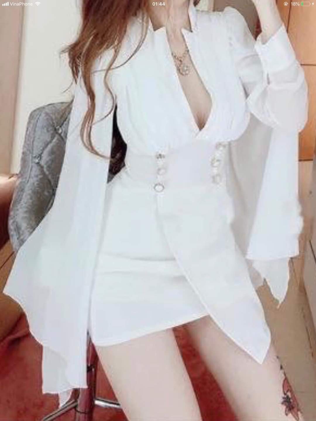 [HCM]Đầm Ôm Cổ Tim Tay Loe