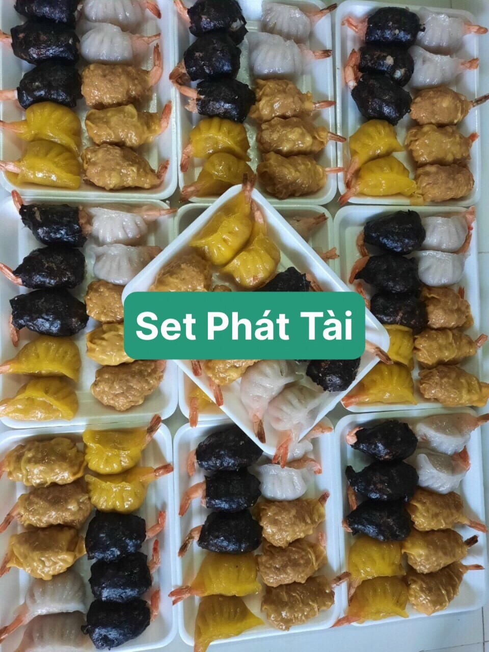 Há cảo tôm thịt các loại - 1 khay 900gam 24 viên