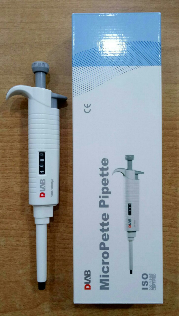 Dụng cụ hút mẫu Micropipette không hấp 1 kênh 100-1000uL DLAB