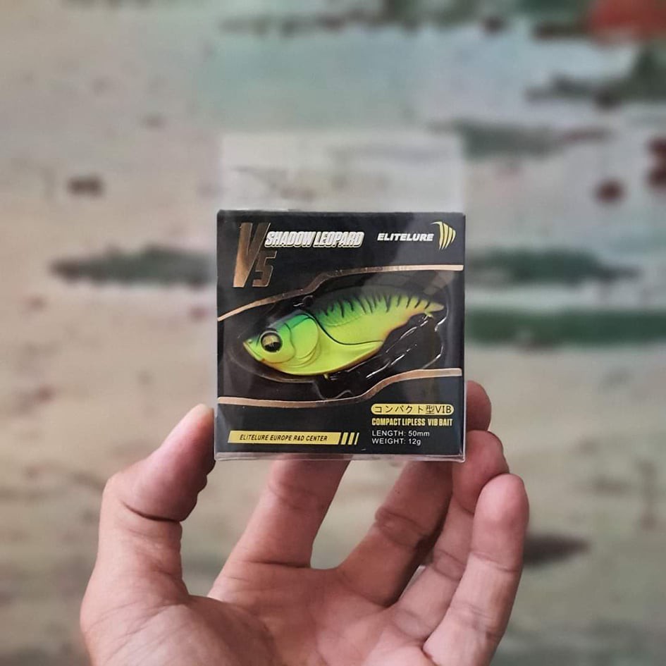 Mồi cá giả câu lure v5