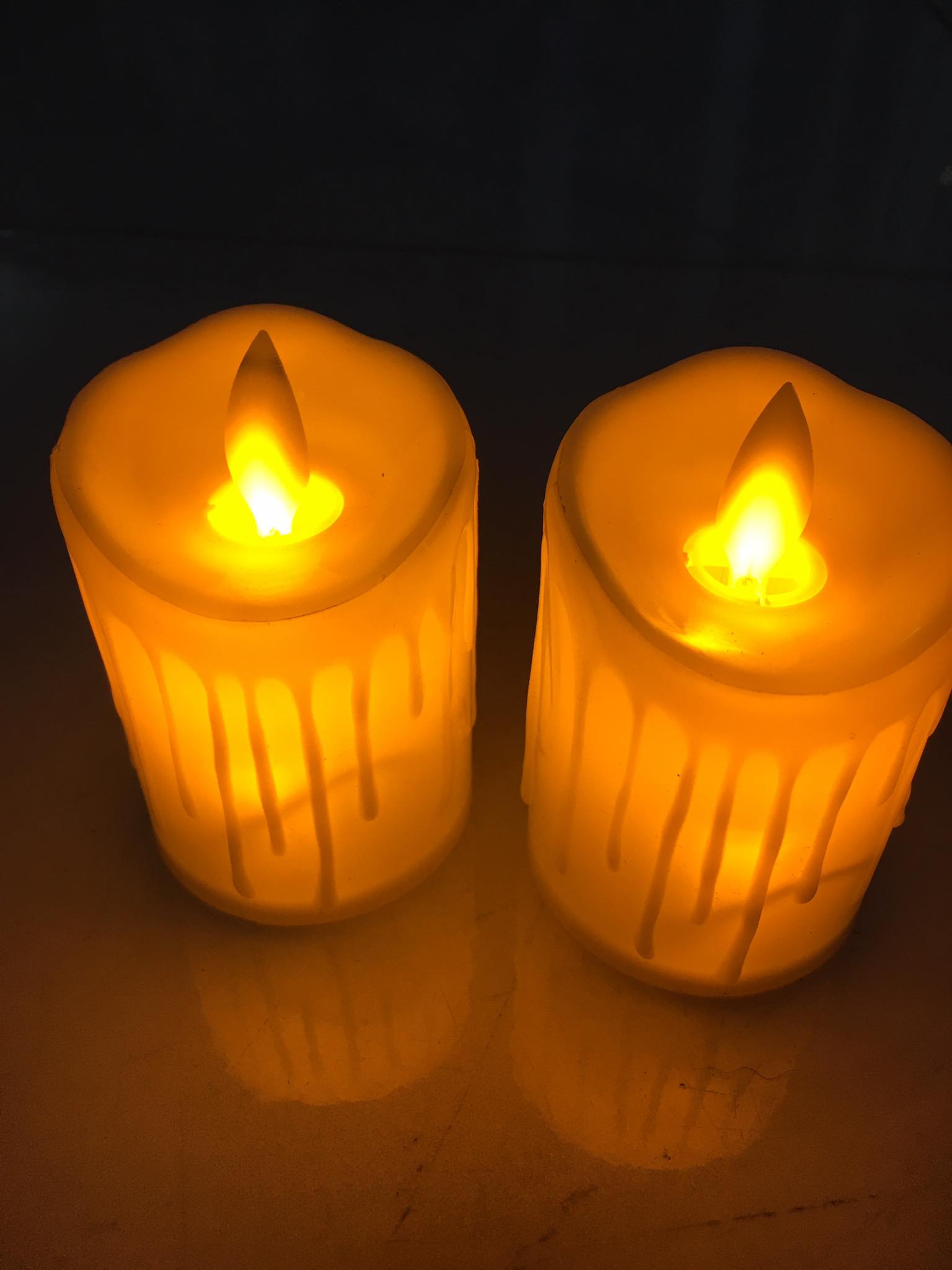 bộ 2 nến điện tử giọt nước (8x6cm)