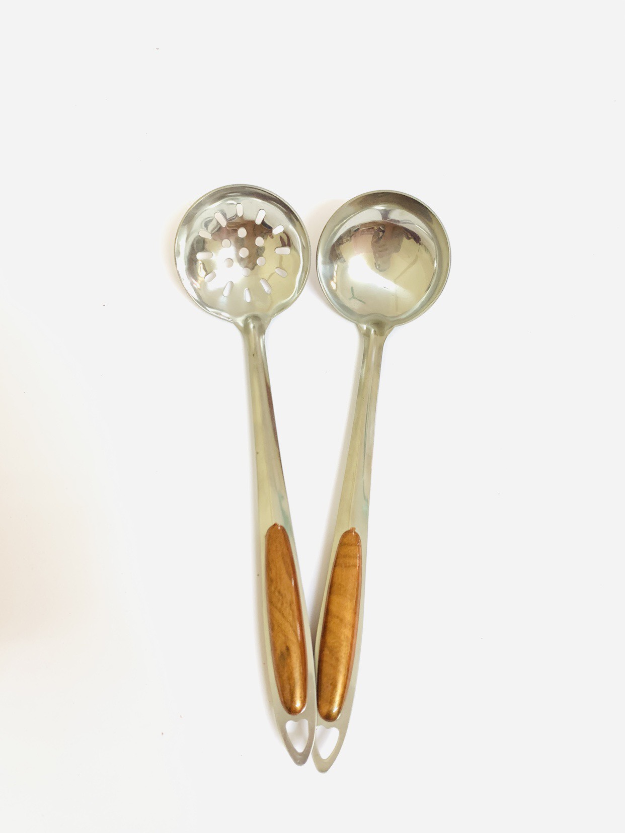 Bộ muôi canh , muôi thủng (vợt, vá inox) cán ốp nâu- nhiều kích cỡ- GIgamart