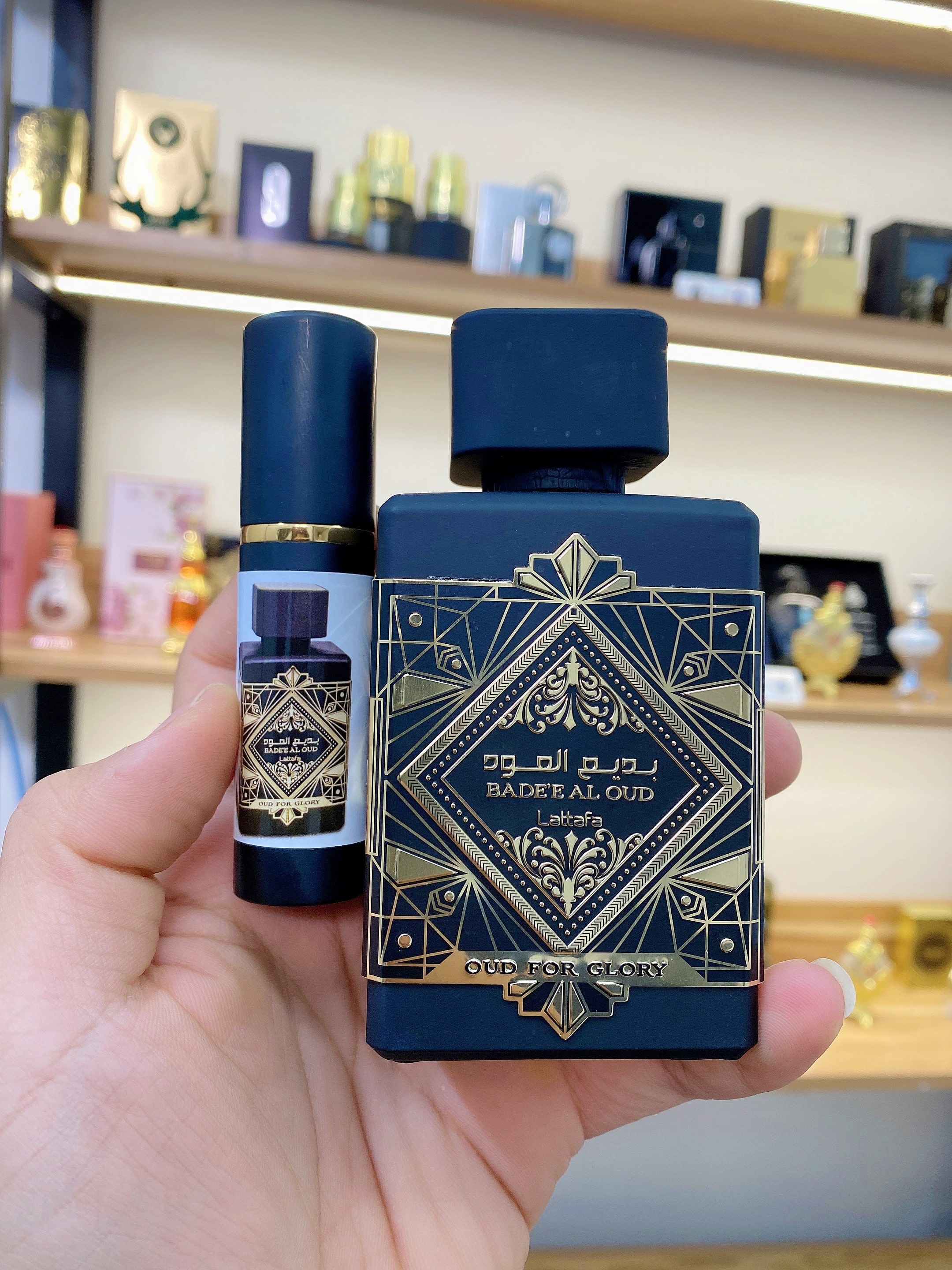 Nước hoa dubai badee al oud 10ml - chính hãng