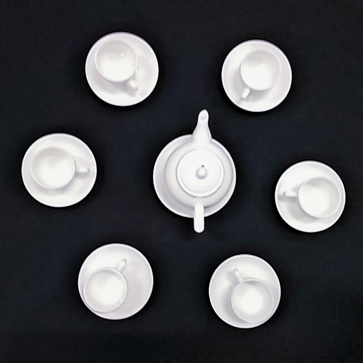 Bộ ấm chén uống trà Bát Tràng cỡ vừa dung tích ấm 550 ml (có đĩa)