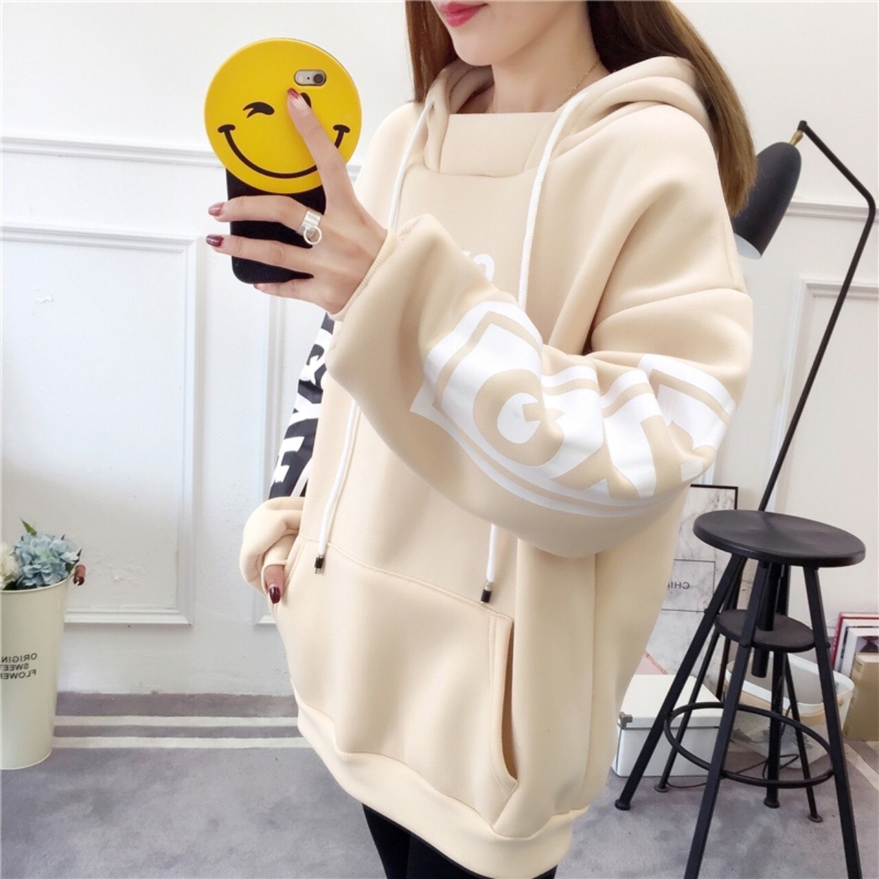[Tặng Vòng Tay Dễ Thương][HCM]Áo hoodie zip nữ  áo khoác nữ in chữ siêu chất  form rộng  chất nỉ dày dặn đủ màu
