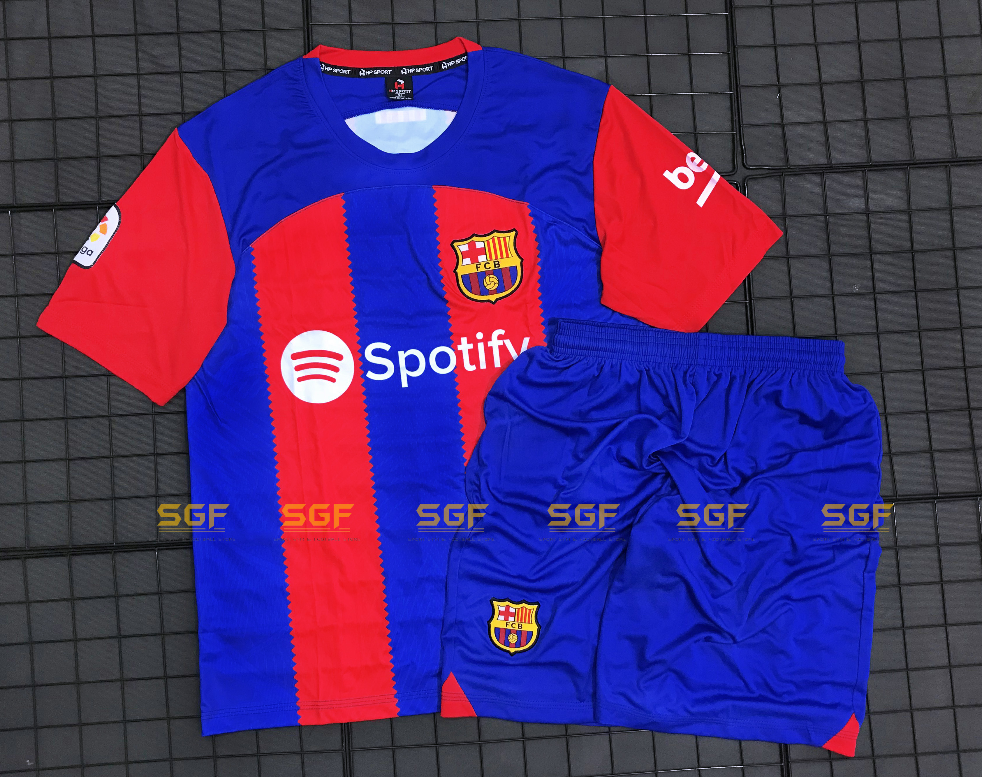 Quần Áo Bóng Đá BARCA sọc sân nhà 2023