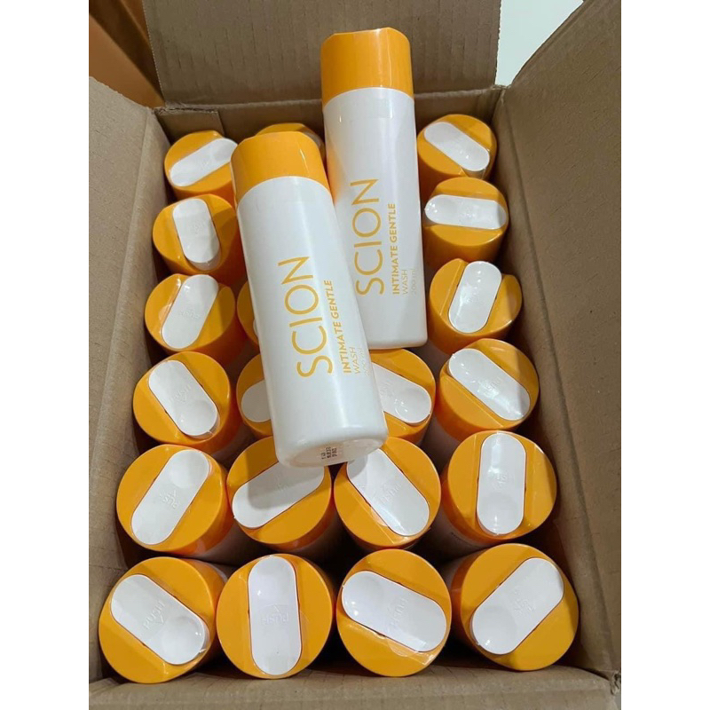 Dung dịch vệ sinh phụ nữ Scion Nuskin.