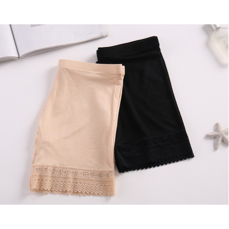Hàng hót mới về - quần mặc váy pha ren