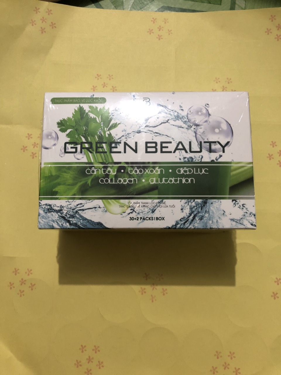 Nước ép cần Tây Green Beauty - Quà tặng