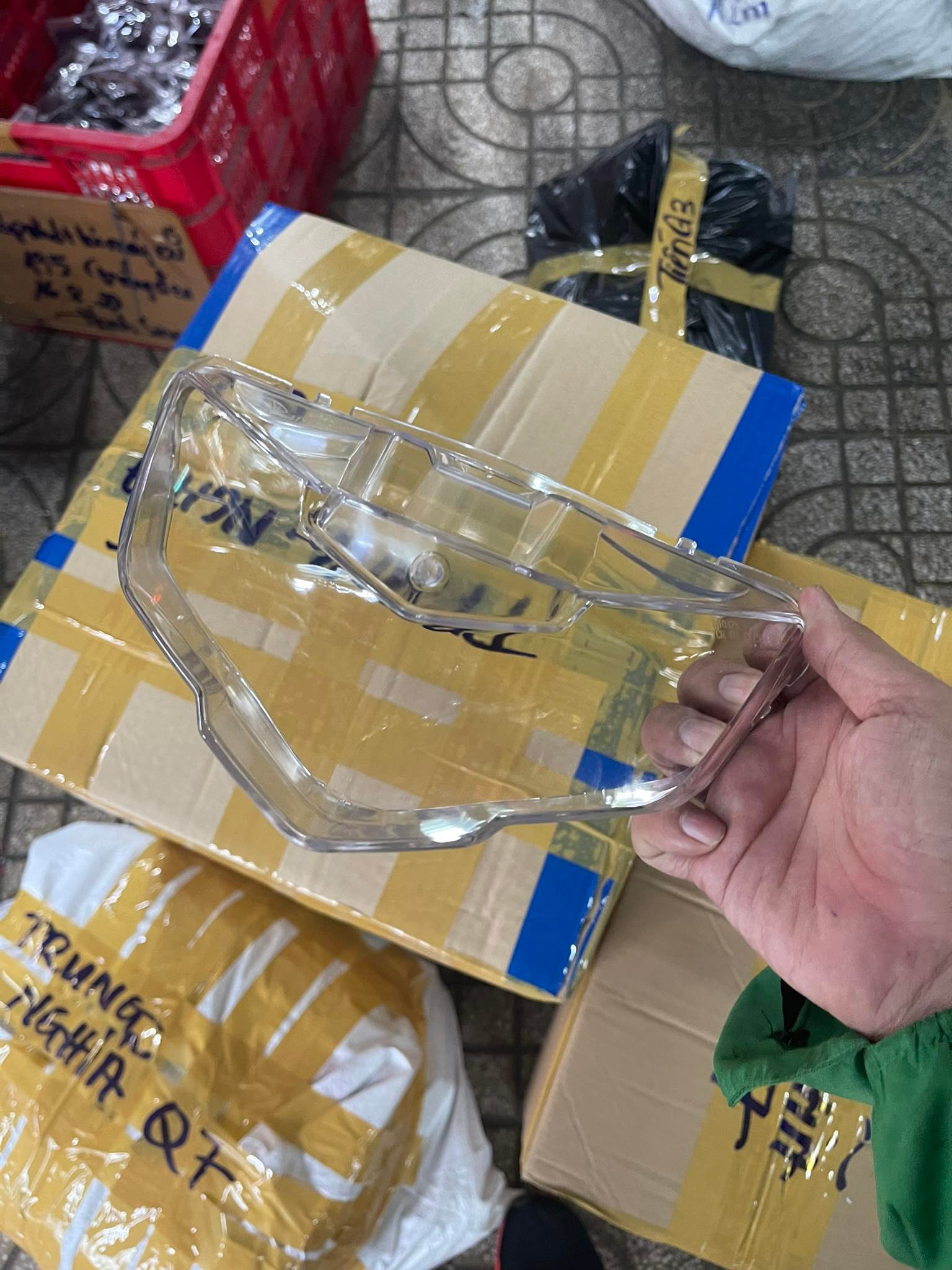 Mica đèn pha ex150 2019