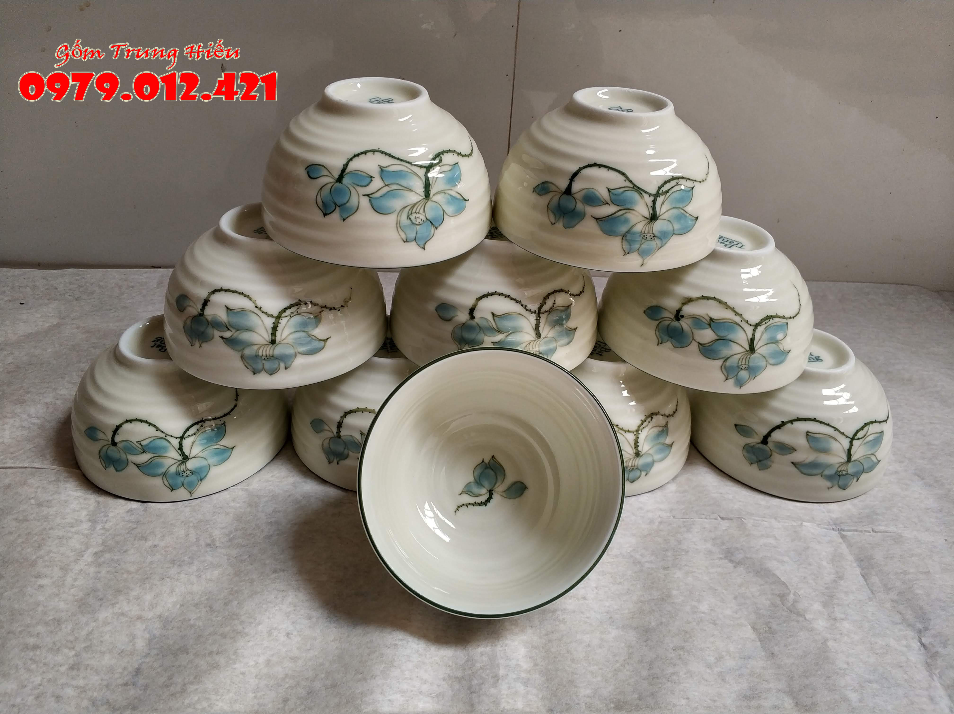 Bộ 10 bát ăn cơm Bát Tràng họa tiết vẽ sen xanh