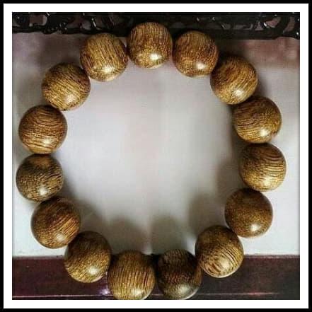 Vòng tay gỗ Trầm Hương thiên nhiên(hạt tròn 16 ly)+hộp đựng cao cấp