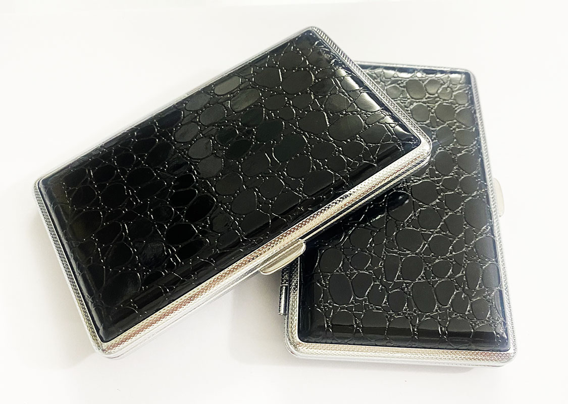 Hộp đựng thuoc lá loại nhỏ dài bỏ túi TeamPistol độ dài 11cm (kiểu da đen vân Cá Sấu) dùng đựng 18 điếu Esse Slim - Hàng Cao Cấp