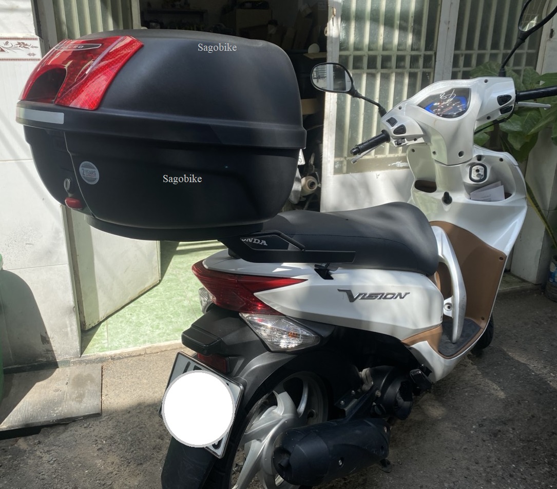 Thùng xe Vision 2013 , thùng givi E26NX kèm đế, ốc gắn và baga Vision 2013 , cốp xe Vision 2013