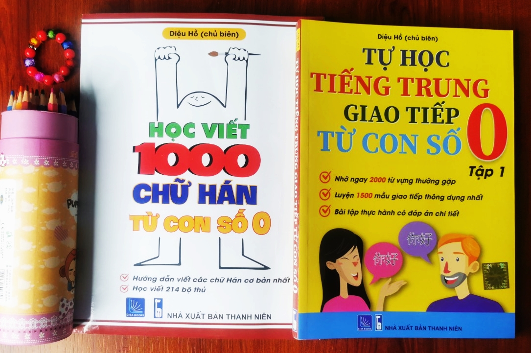 Combo Luyện Viết Và Tự Học Tiếng Trung Từ Con Số 0 Tập 1 -Tặng kèm Bút bay màu và Tài liệu qua mail 25G