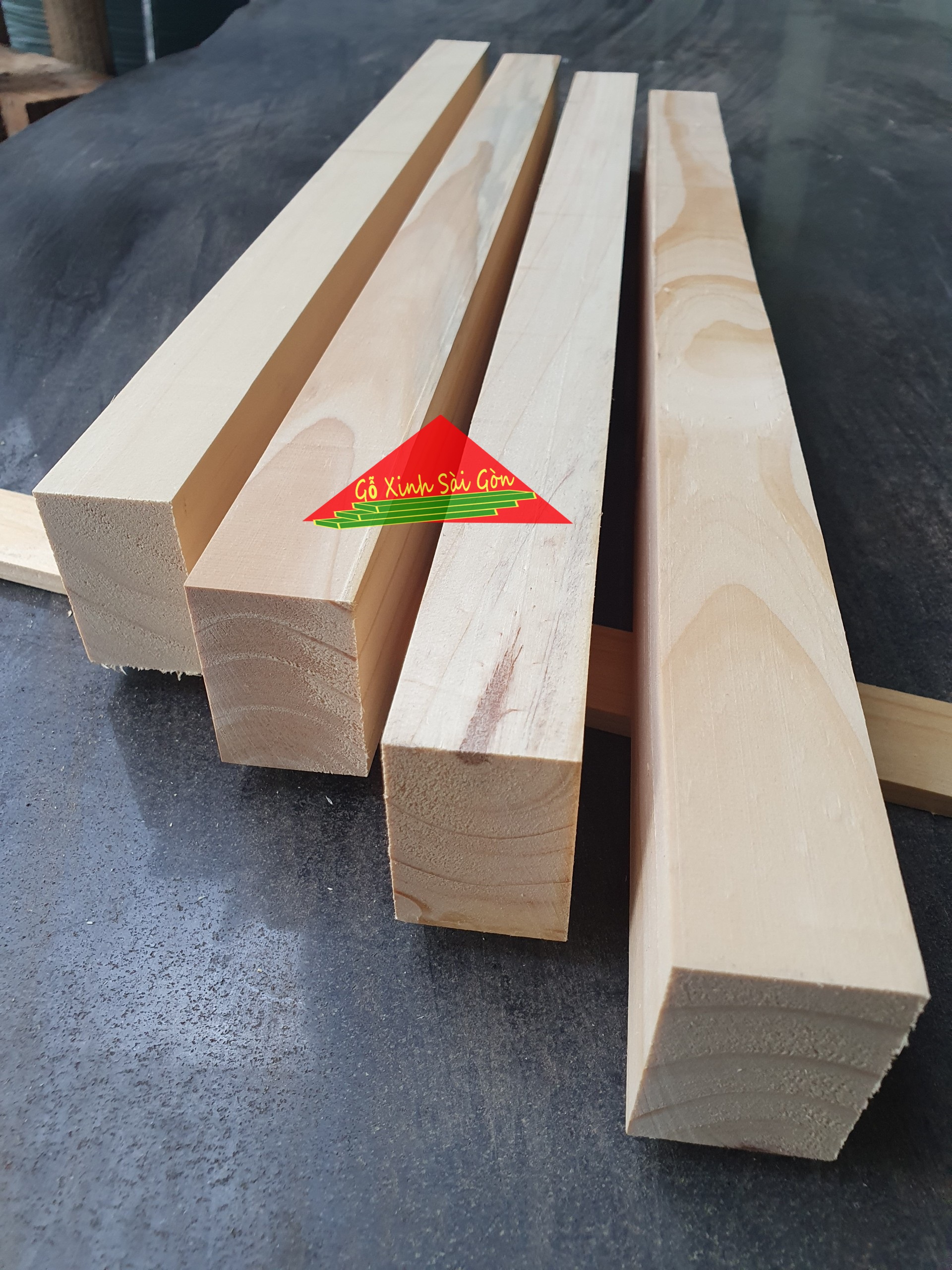Thanh gỗ thông dài 50cm, vuông 3x4cm-3x5cm bào láng 4 mặt, cực đẹp cực chắc chắn, dùng đóng bàn, ghế, làm khung sườn