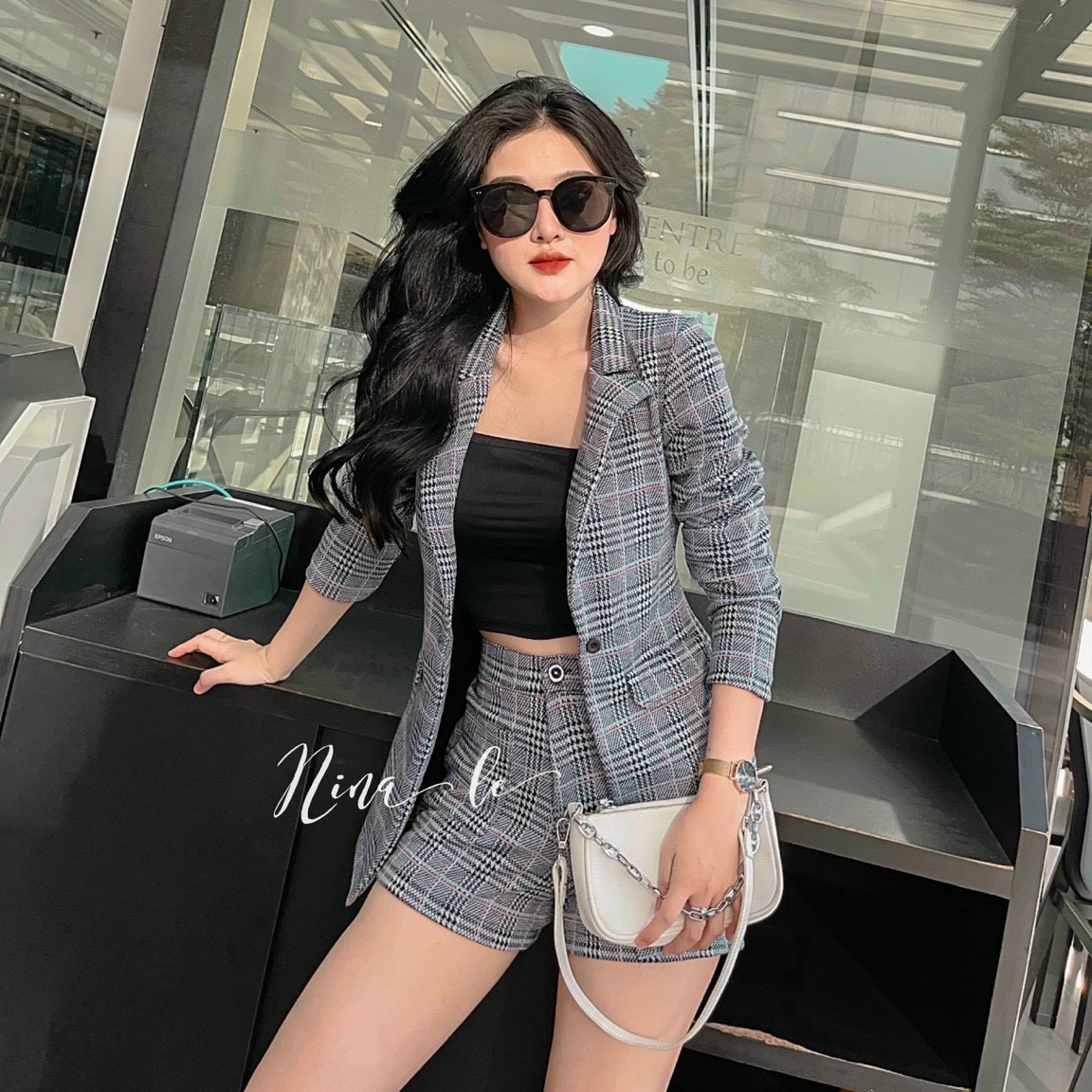 [ HCM ] Sét Bộ Vets 3 Món Quần Ngắn Aó Tay Dài Nền Sọc Dịu Dàng Đón Xuân Thời Trang Nữ [ Thùy Linh Fashion ] Phù Hợp Đi Tới Sự Kiện, Tiệc ,Đi Chơi Phố