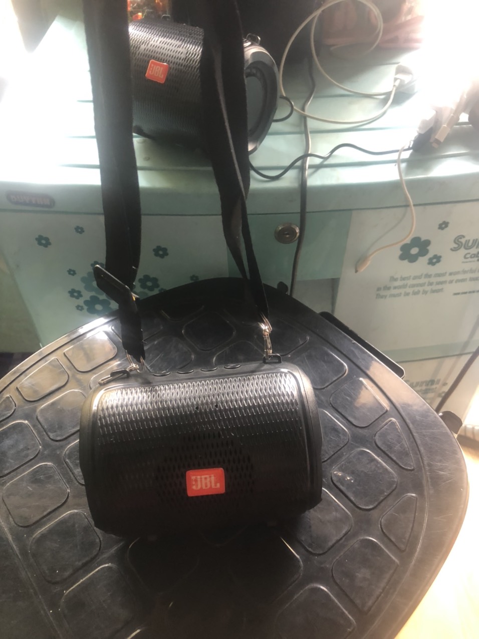 Loa Bluetooth giá rẻ gắn thẻ nhớ usb cho điện thoại, laptop PKCB 518  5w