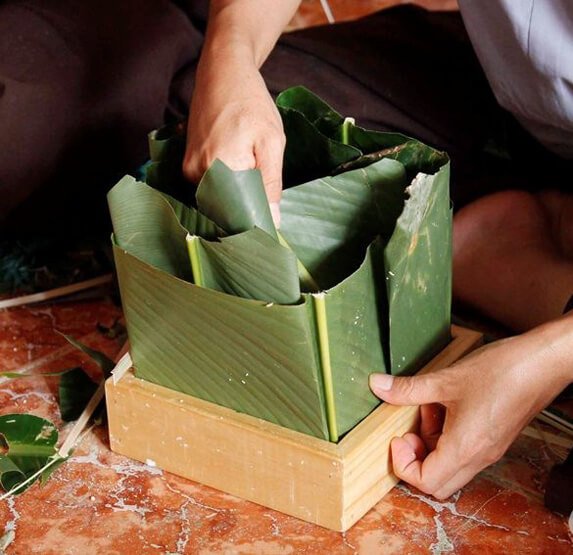 Khuôn Gói Bánh Chưng Bằng Gỗ Thông Đủ Kích Thước Giúp Làm Bánh Chưng Trong Dịp Tết Nguyên Đán