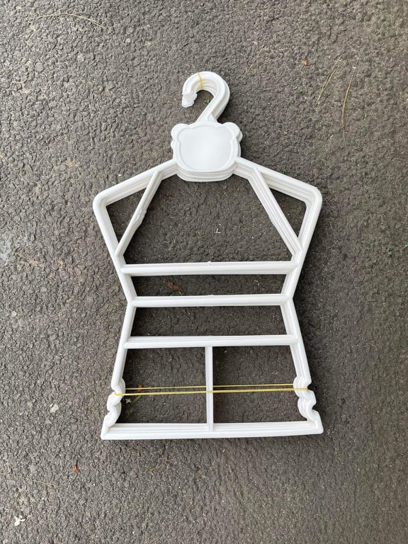 Móc bộ trẻ em (combo 50 cái ngang: 30cm x dài: 37cm)