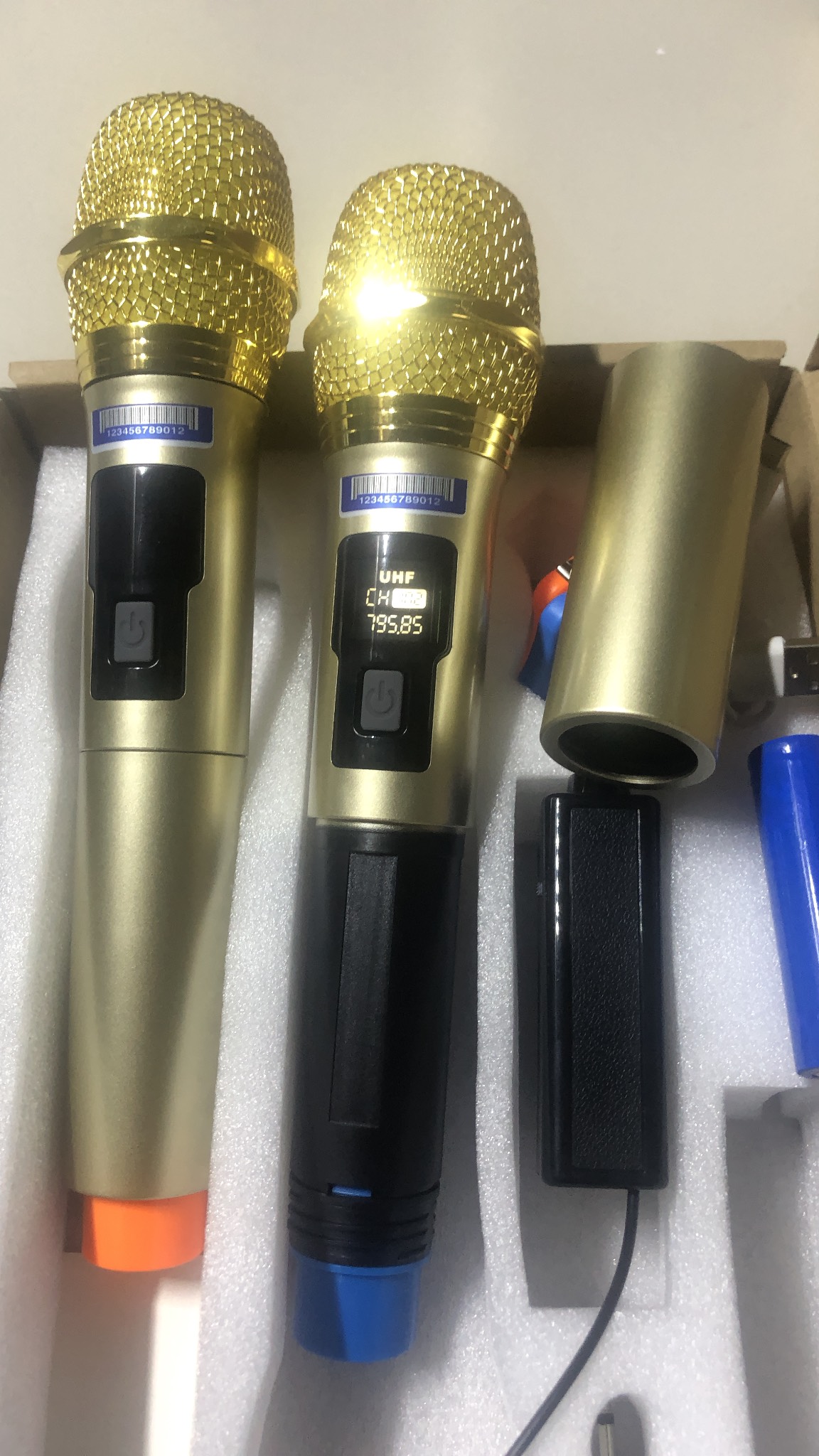 Bộ 2 micro không dây Wireless  K5 SAC MICRO KARAOKE KHÔNG DÂY DÙNG CHO loa kéo JBZ, SANSUI, ZANSONG, DAILE, ISKY, ,... - Micro không dây giá rẻ - [Tặng 2 chống lắn mic+04 viên pin]