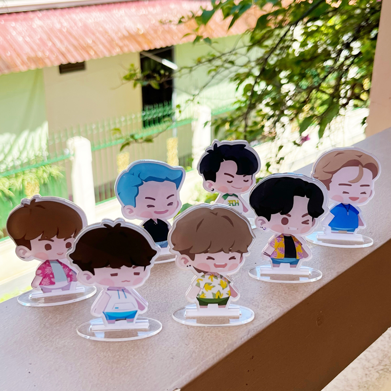 Tượng standee bts in the seom