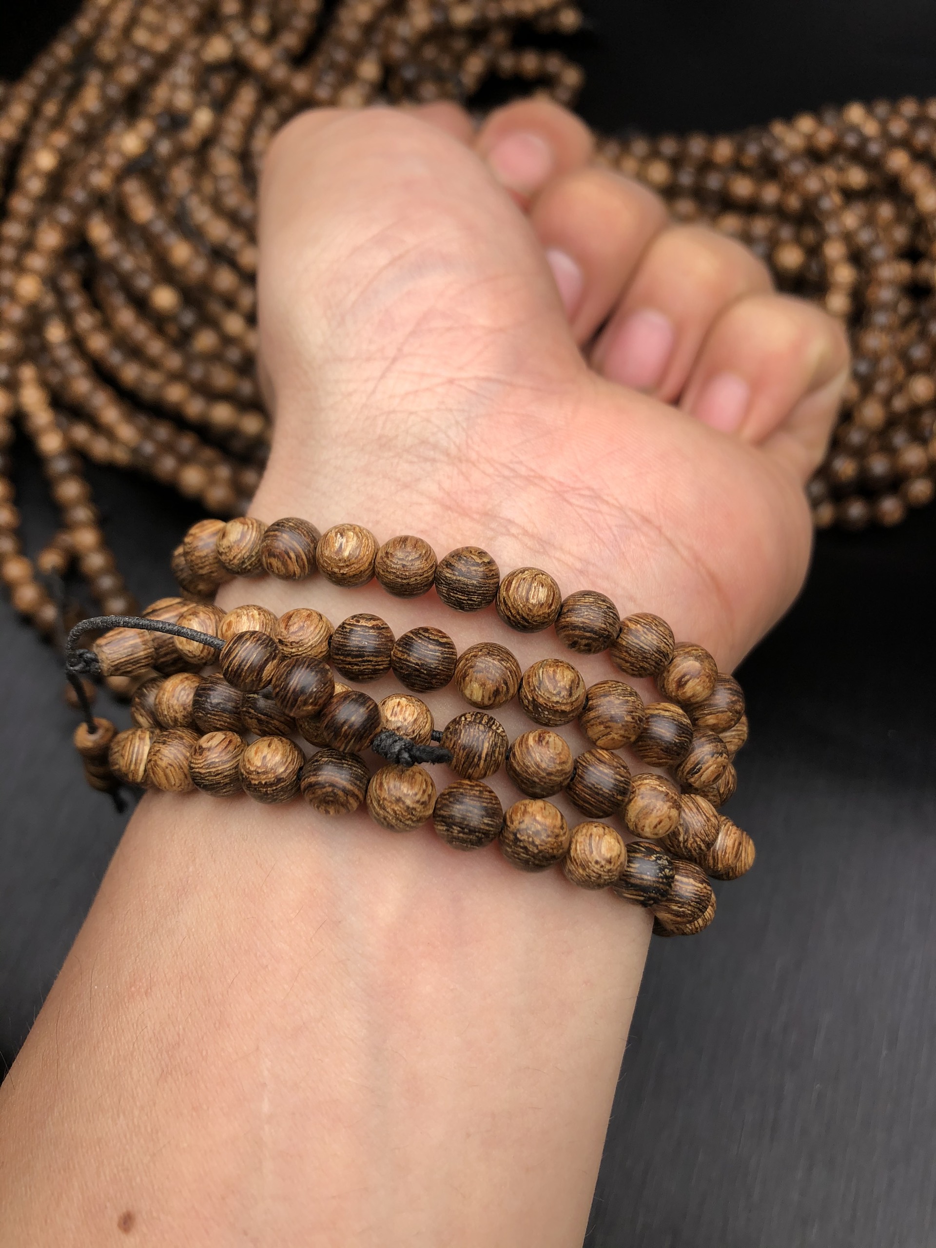 [FreeshipMAX] Vòng trầm hương sánh chìm 108 hạt 6mm - Xuất xứ đại lộc quảng nam