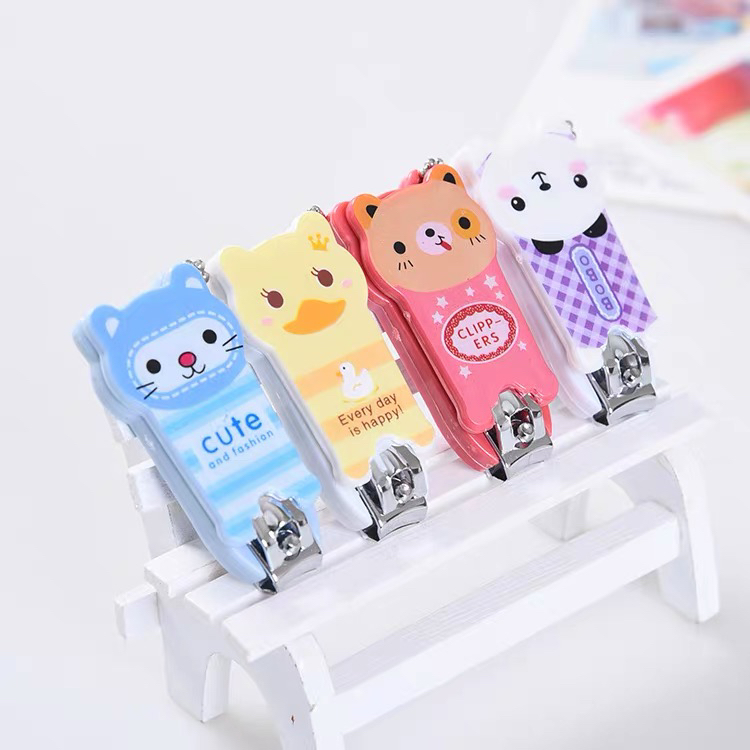 Bấm móng tay hình thú có móc treo