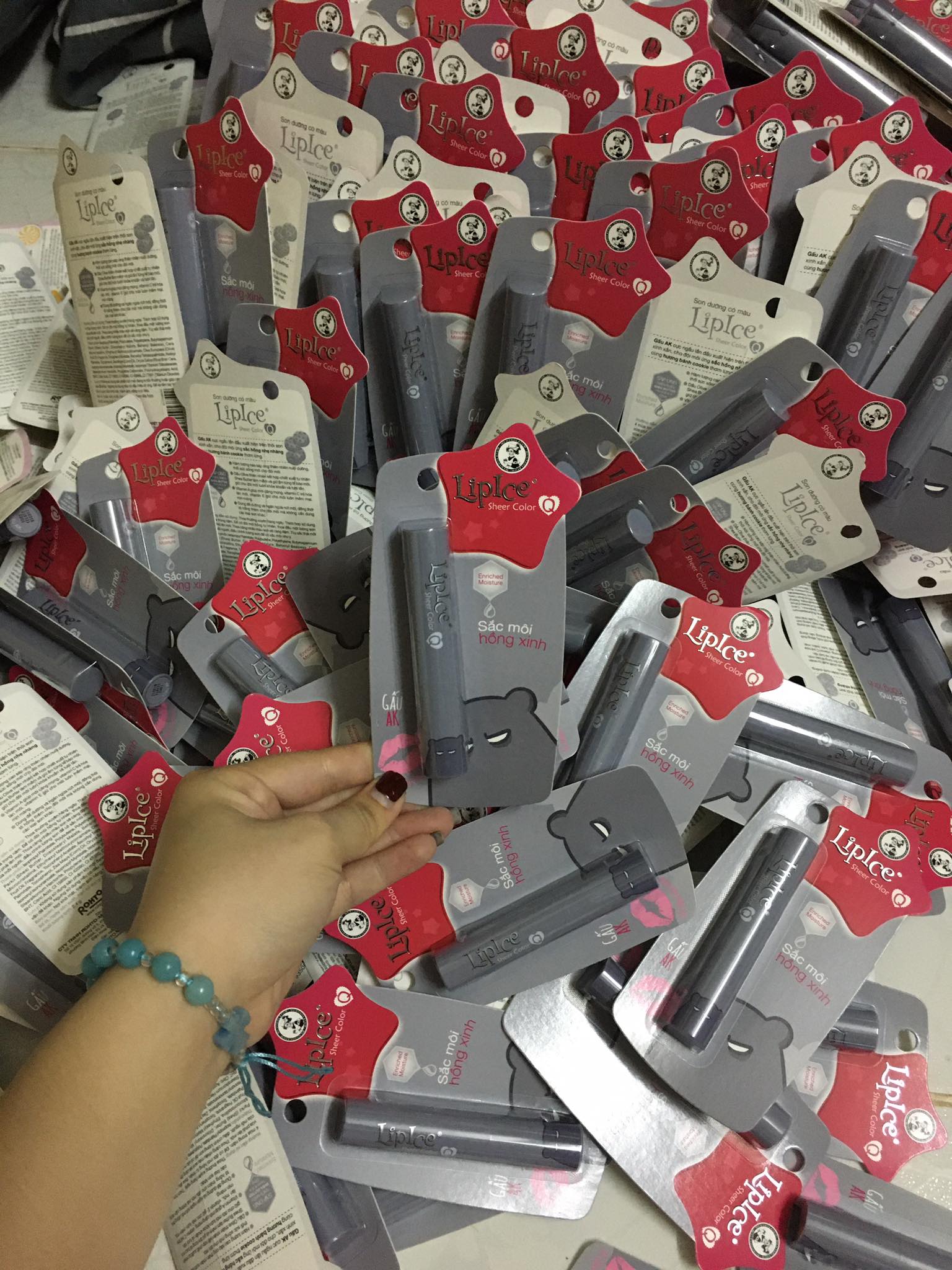 Combo 2 son dưỡng lipice gấu AK