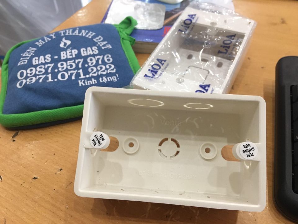 bộ 5 Đế Âm chông cháy đơn có giấy che vữa