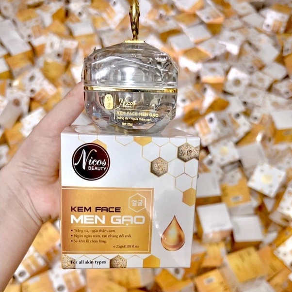 Kem face men gao Nicos