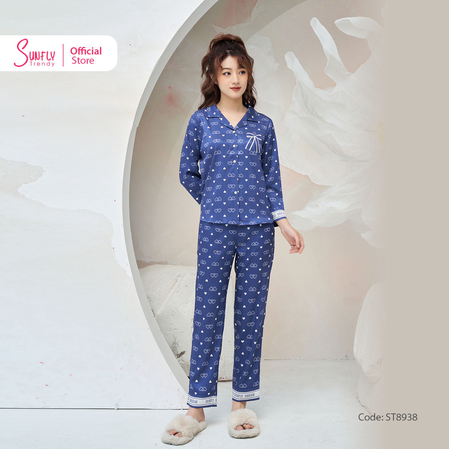 Bộ đồ mặc nhà nữ pyjamas lụa vân gỗ sunfly áo tay dài quần dài st8938