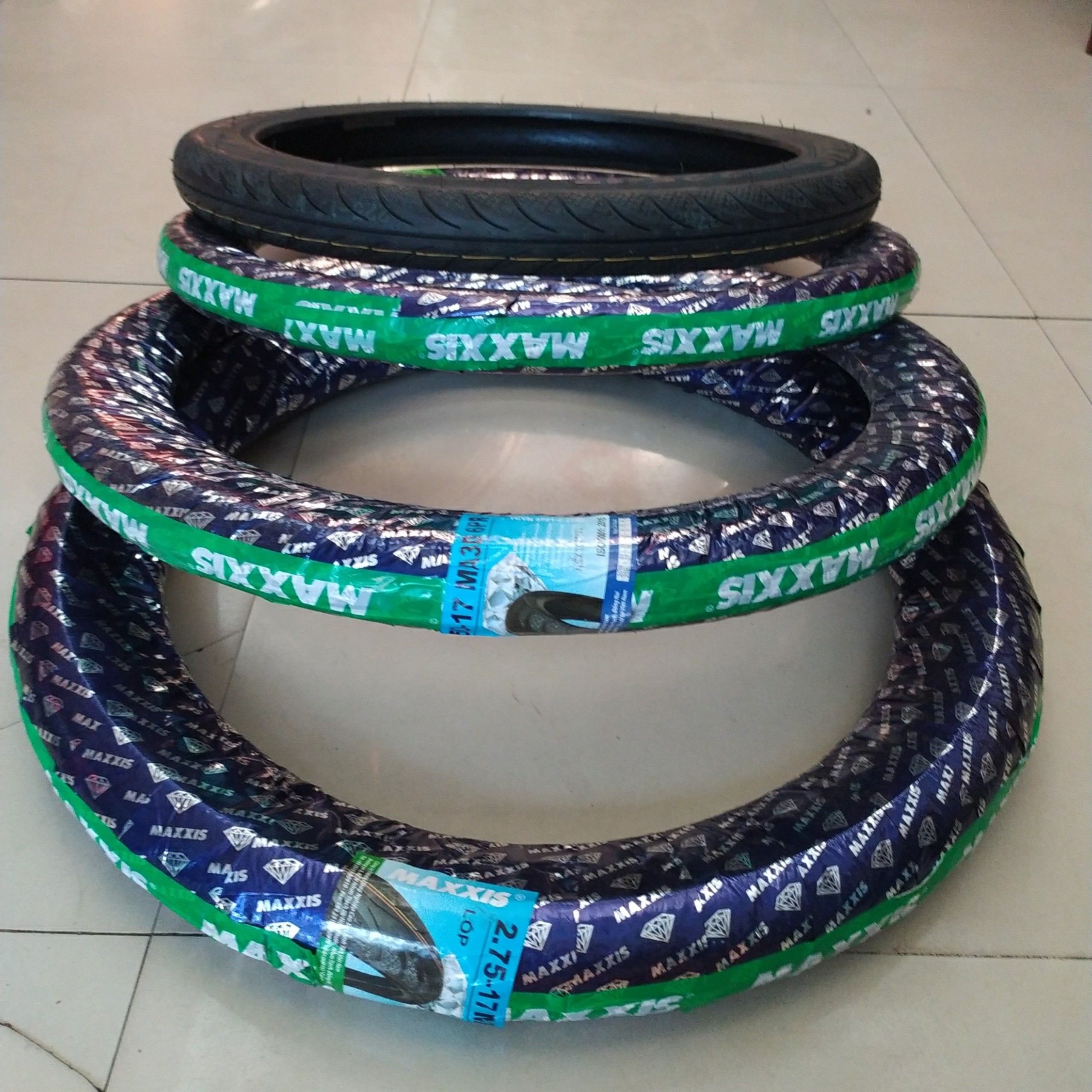 [HCM]Vỏ Maxxis size 2.25/2.50 in 17