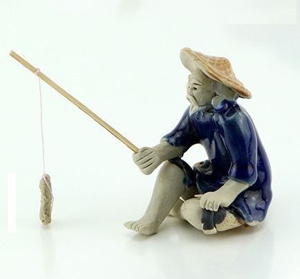 Tượng gốm ông lão câu cá trang trí bể cá 4x5.5cm