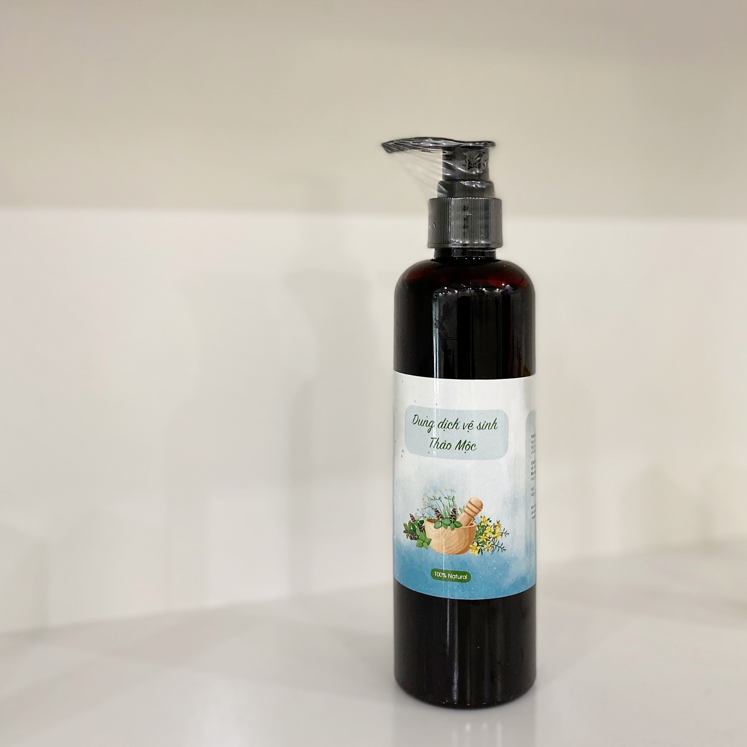 Dung dịch vệ sinh phụ nữ điều khí hư giảm mùi hôi 200ml