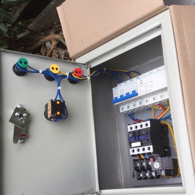 Tủ Điều Khiển Động Cơ Qua Internet Có Hẹn Giờ Bật Tắt  Có Bảo Vệ Quá Áp  Mất Pha  Kèm Role Nhiệt