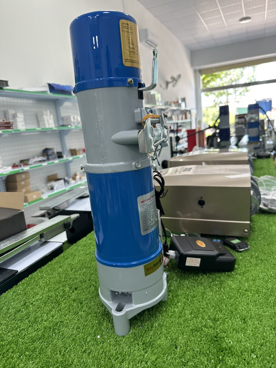 Mô tơ kéo mái bạt xếp ac600kg