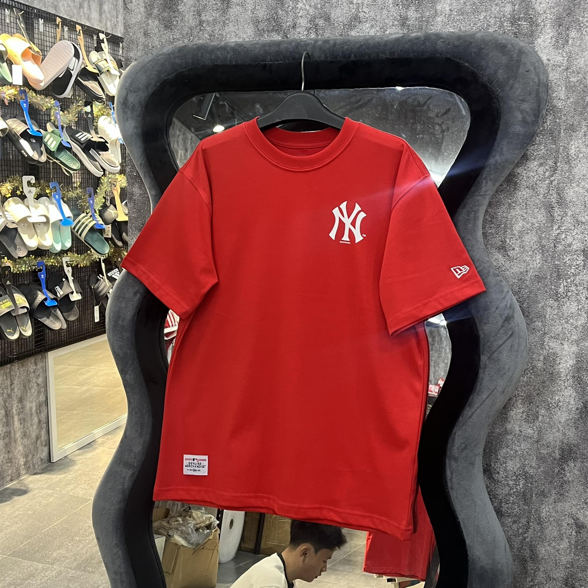 Áo thun chính hãng new era ny đỏ big logo shop xám store