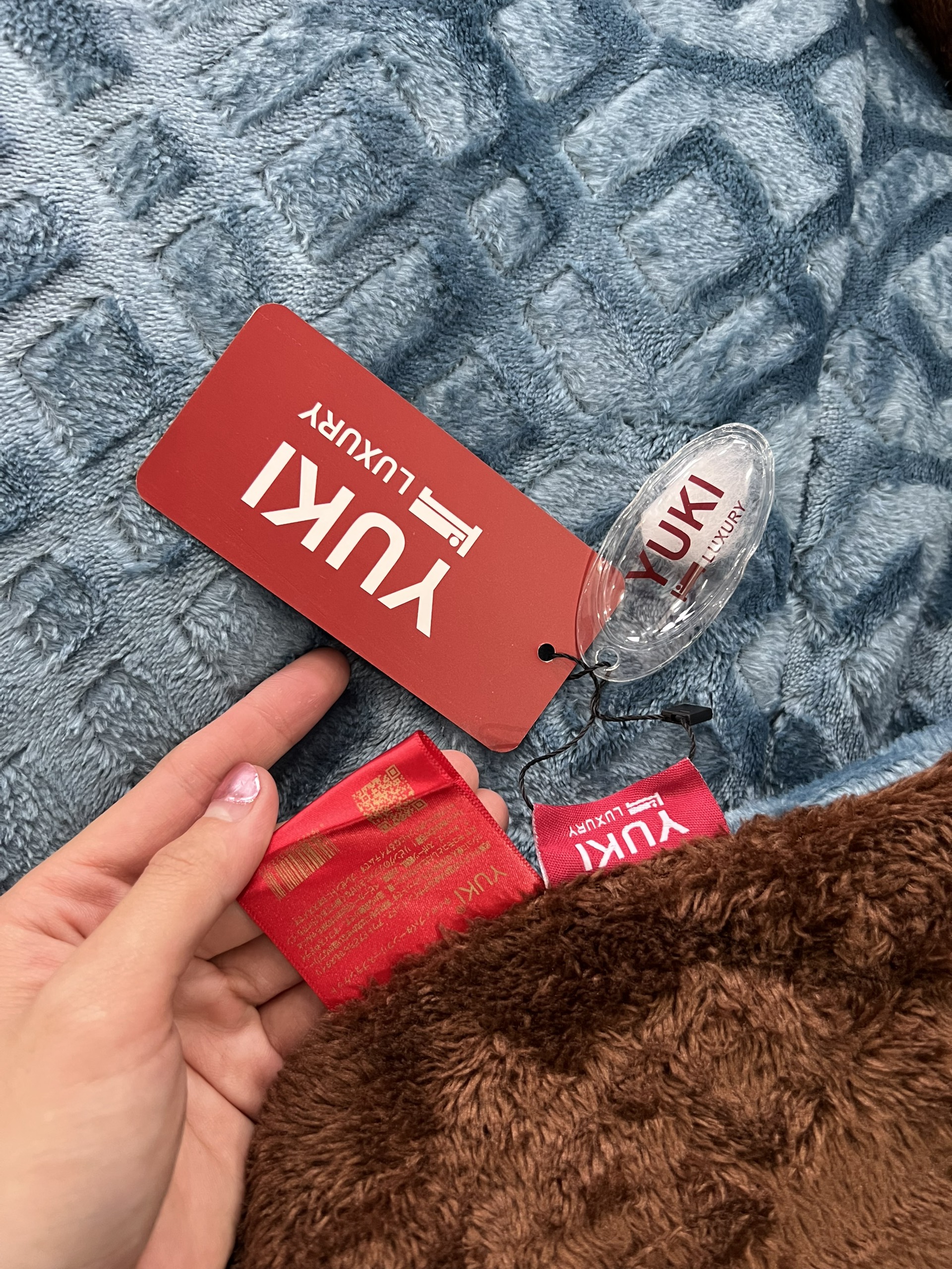 Chăn Nỉ lông cừu YUKi classic cao cấp siêu ấm, chăn lông cừu mừa đông hàng nhập nguyên chiếc