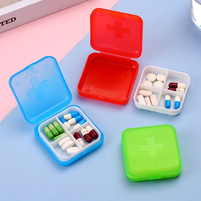 Hộp đựng thuốc chia 4 ngăn nhựa hình vuông