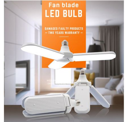 Đèn Led 3 Cánh, Có Thể Gập Hoặc Xoè Tuỳ Vào Mục Đích Sử Dụng. Đèn Phòng Khách, Phòng Ngủ