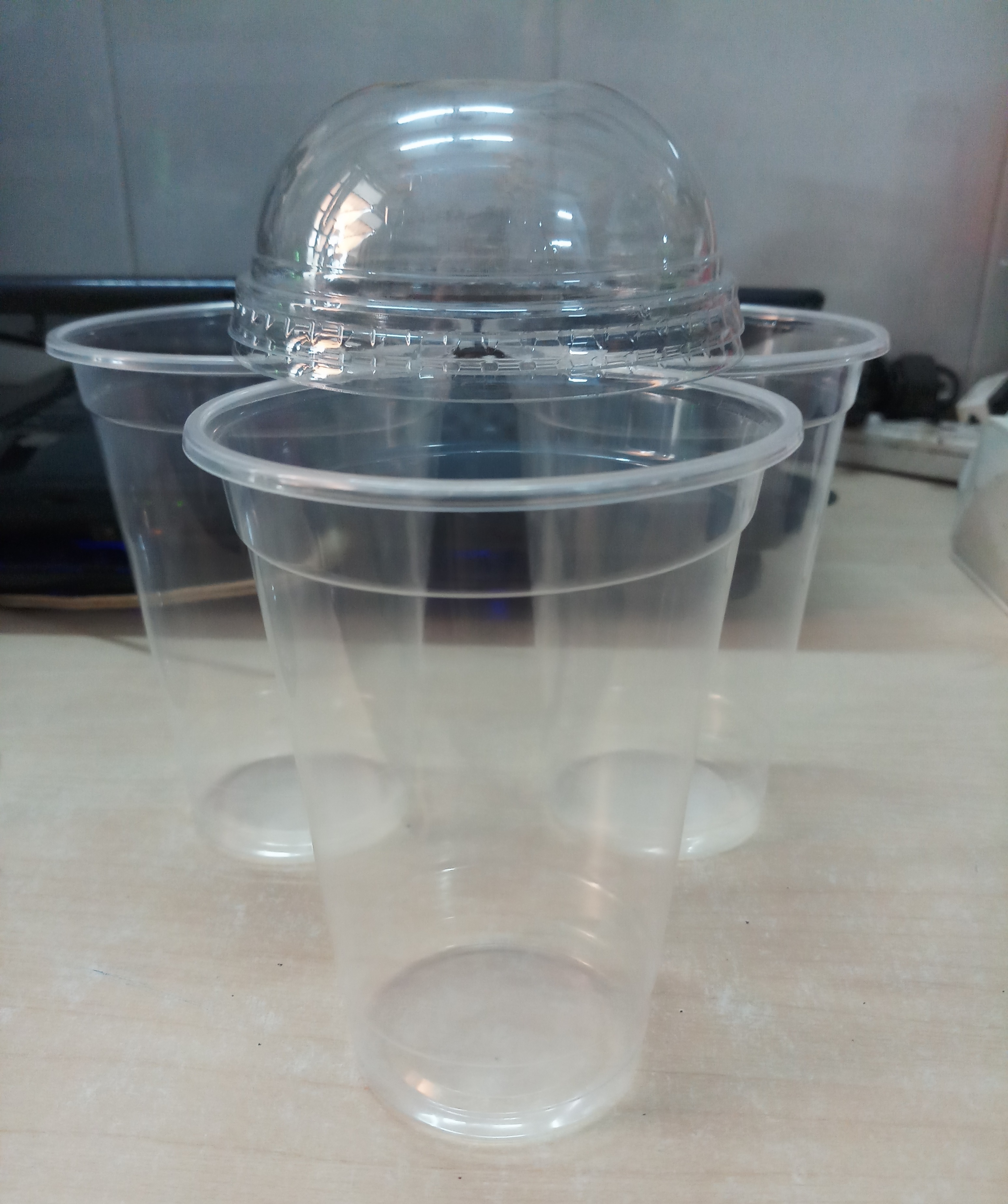 Nắp cầu ly nhựa PP phi 95 (1 cây 50 nắp)