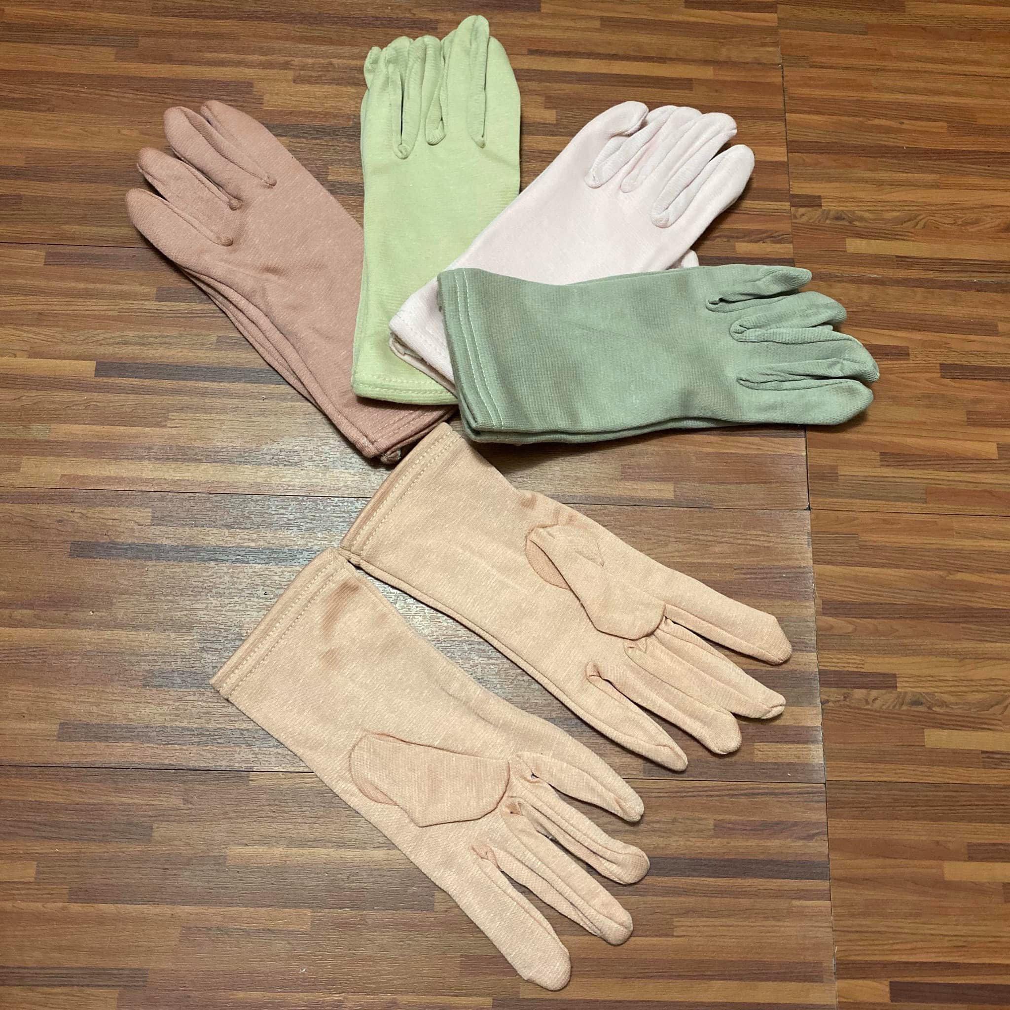 Combo 10 đôi Găng tay, bao tay họa tiết co giãn, vải cotton thoáng mát phù hợp cho các bạn học sinh, sinh viên, nhân viên văn phòng (Màu sắc và họa tiết giao ngẫu nhiên)